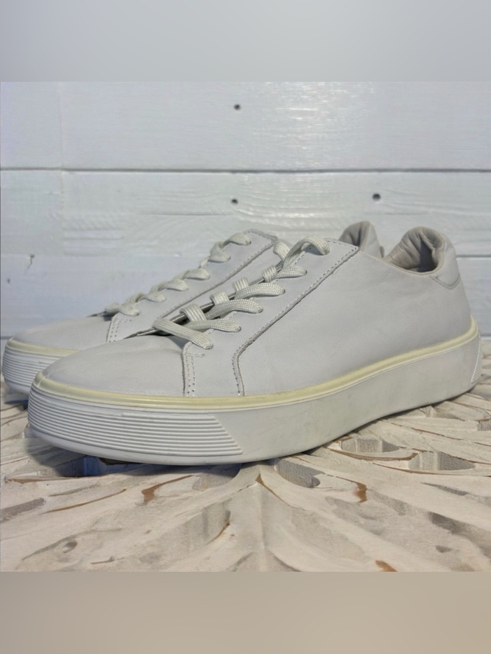 Ecco Street Tray leather sneaker, white, lace up, women’s size 40.